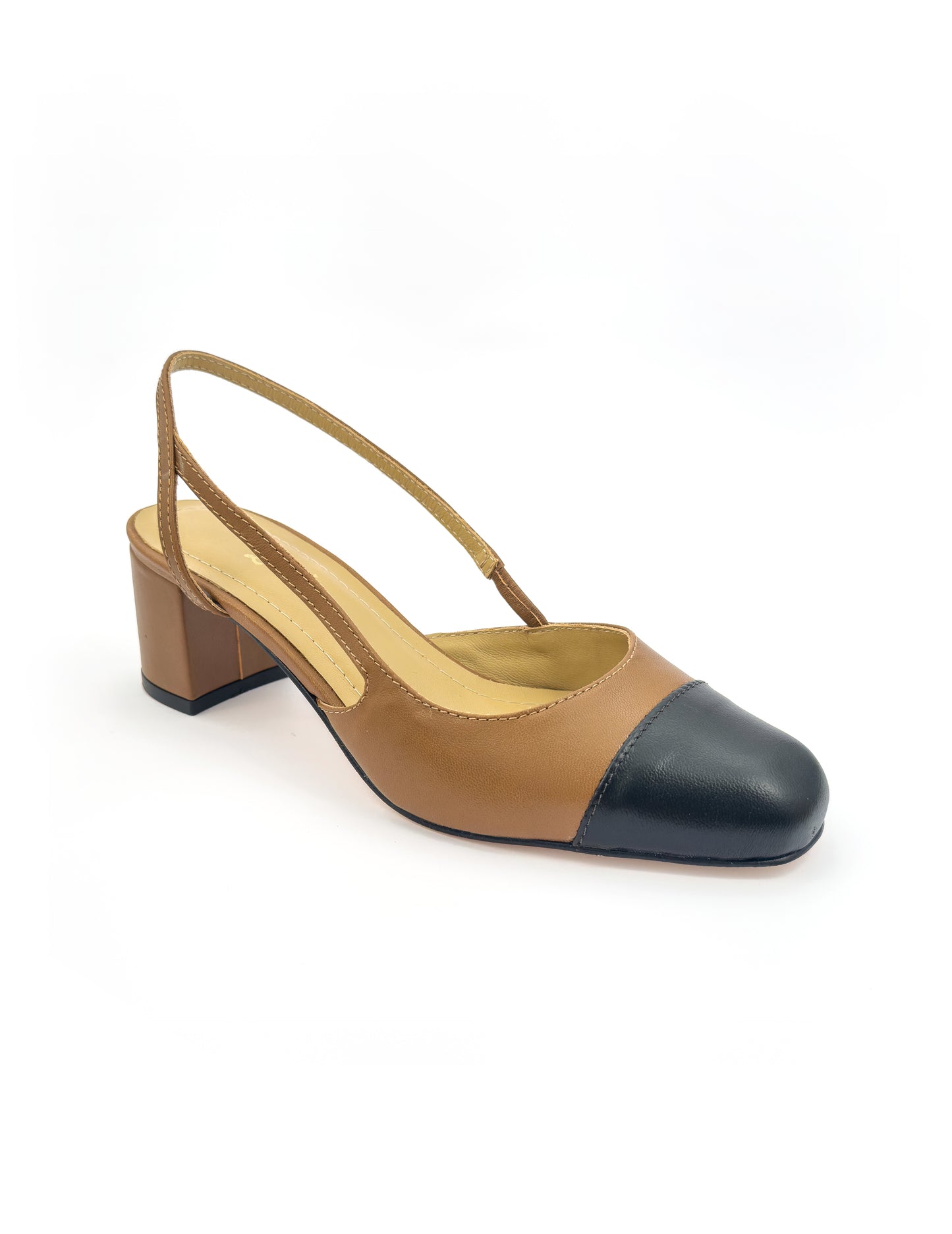 scarpin slingback couro caramelo/preto salto bloco 5cm