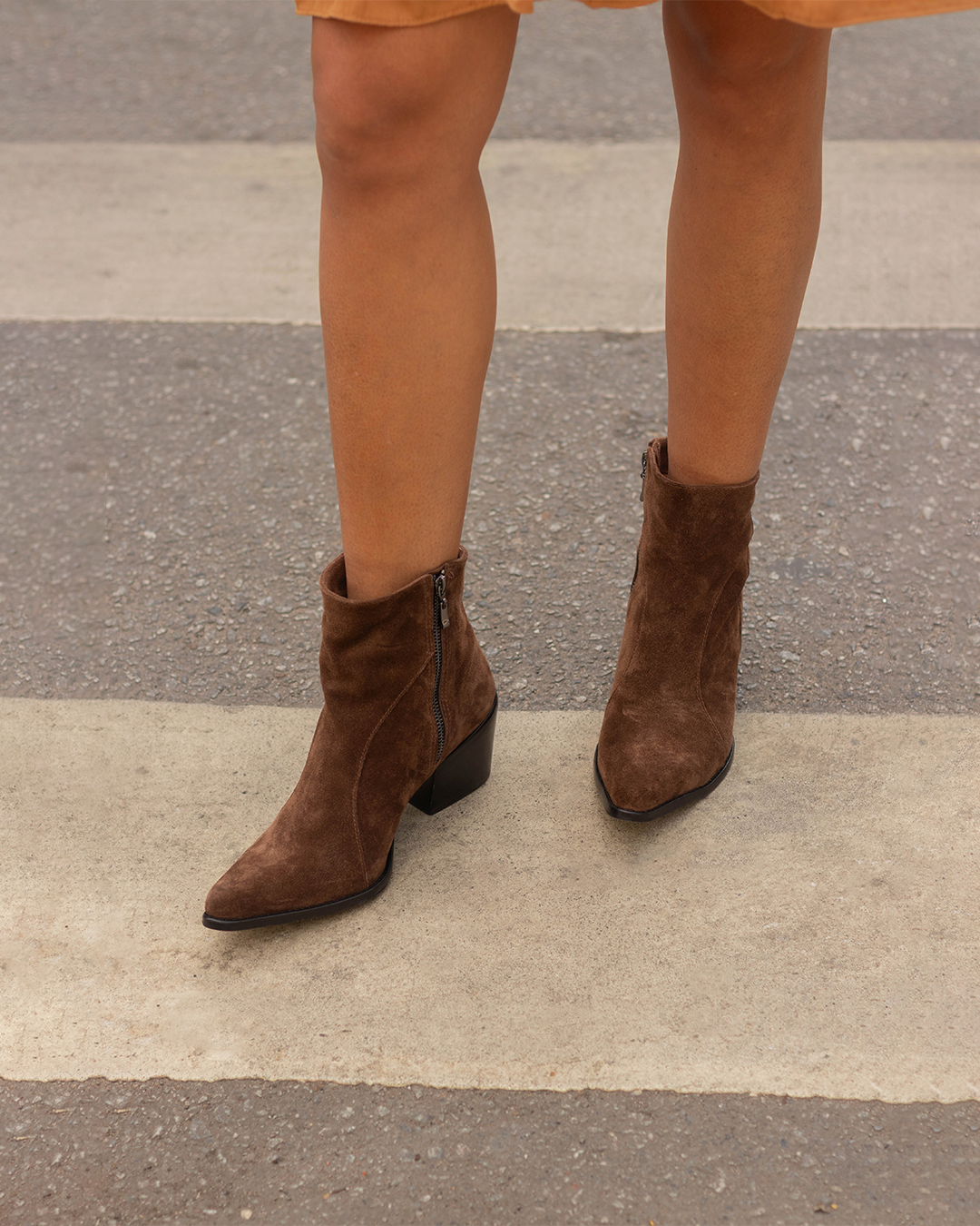 bota western camurça chocolate