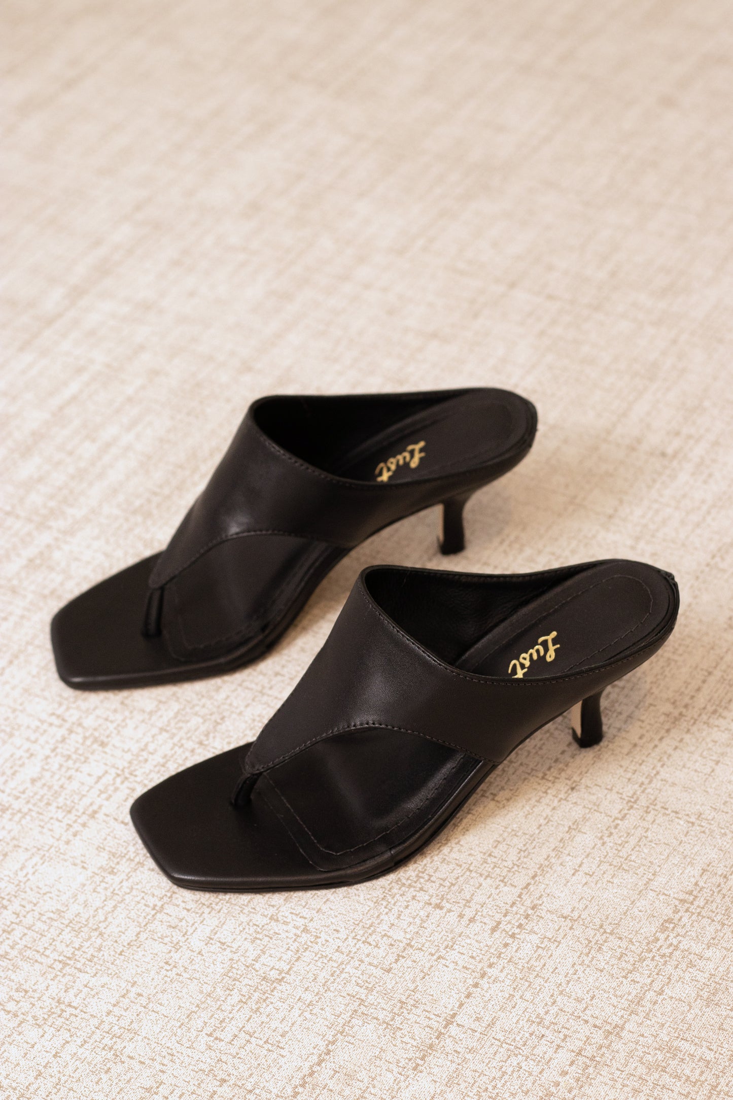 sandália celine couro preto
