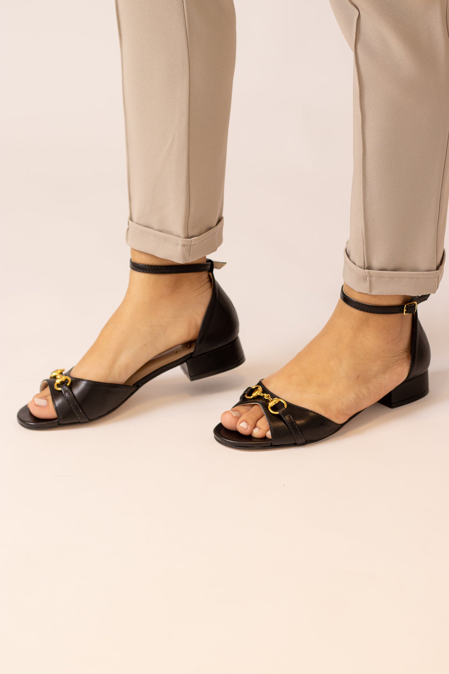 sandália elise couro preto