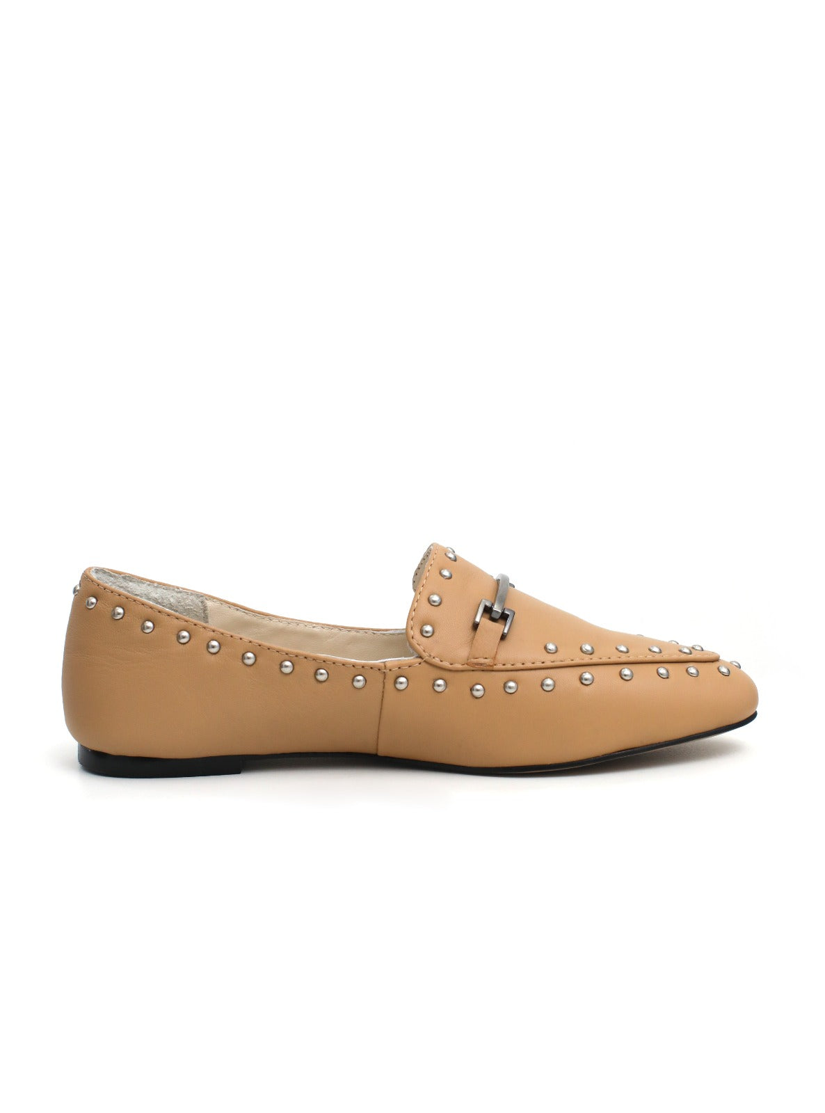 mocassim tachas couro nude